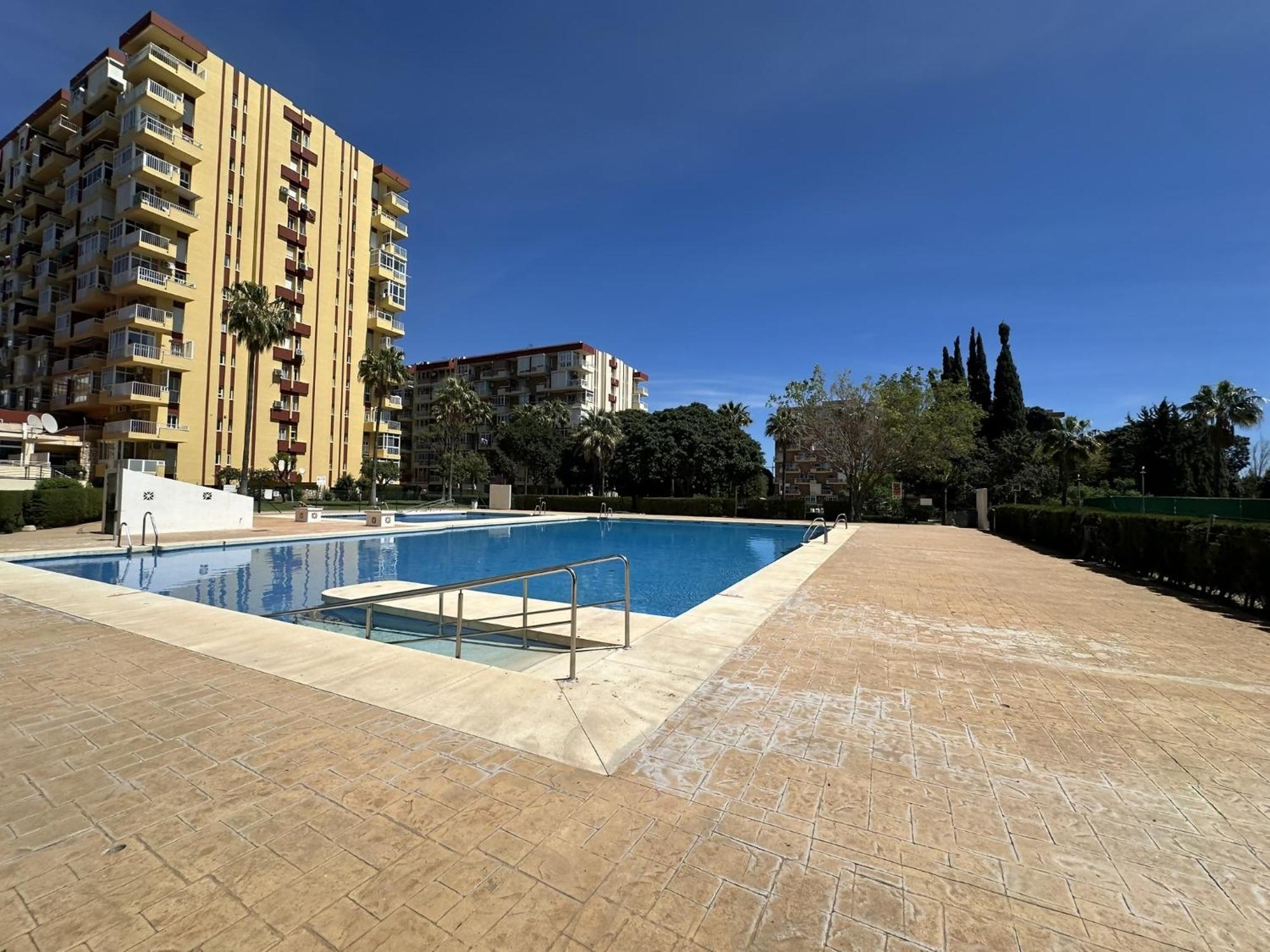 Estudio Hercules Con Piscina A 800m De La Playa Apartment *